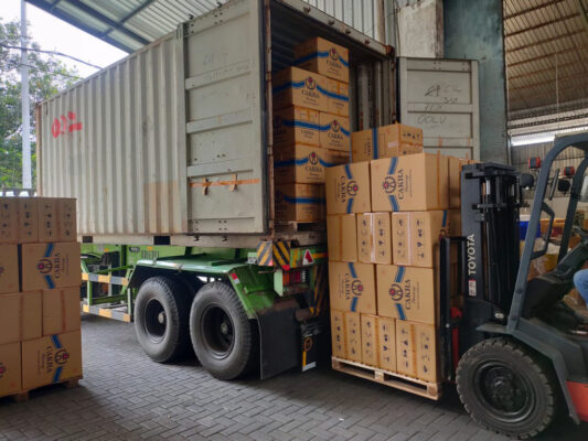contoh kirim barang di kontainer dengan ukuran Ukuran Kontainer 20 Feet, 40 Feet, 40 HC, dan 45 Feet
