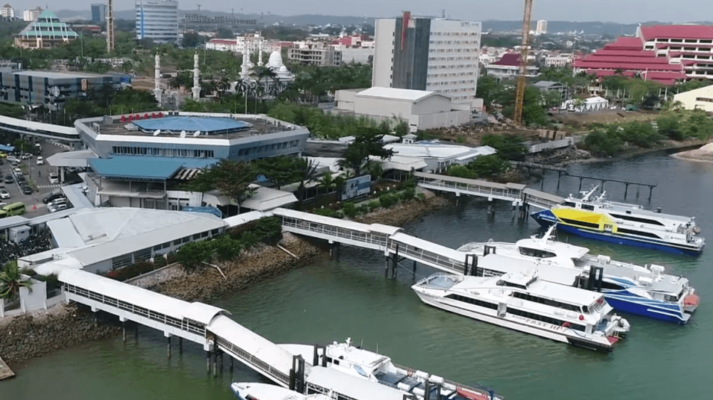 pelabuhan di batam